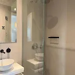 Value For Money Center Designer Spacious * ناوسا