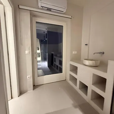 Value For Money Center Designer Spacious Naoussa