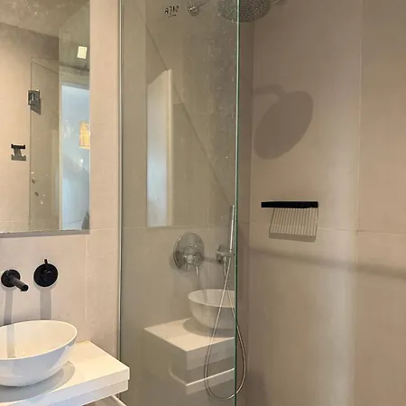 Value For Money Center Designer Spacious * Nausa